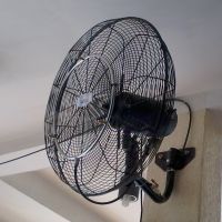 Quạt treo tường phun sương sải cánh 750mm